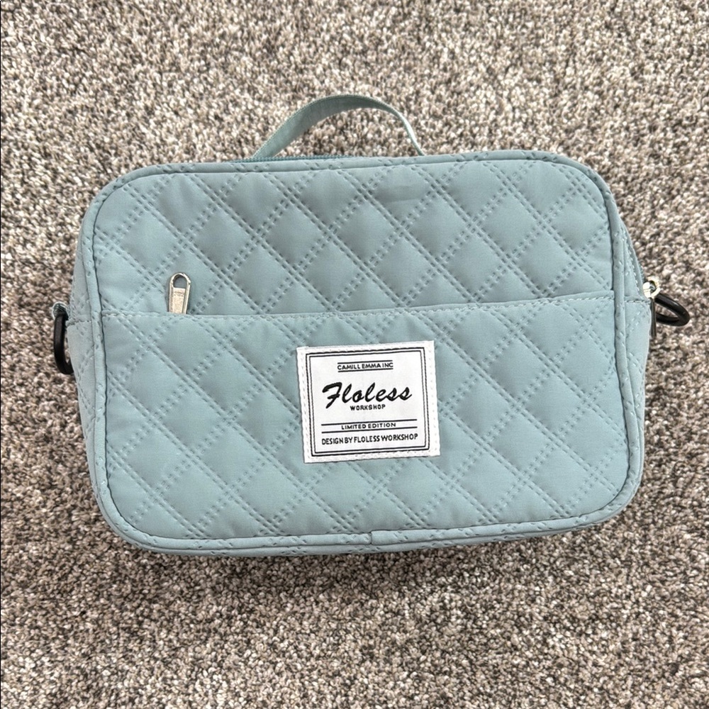 Quilted Storage Travel Bag